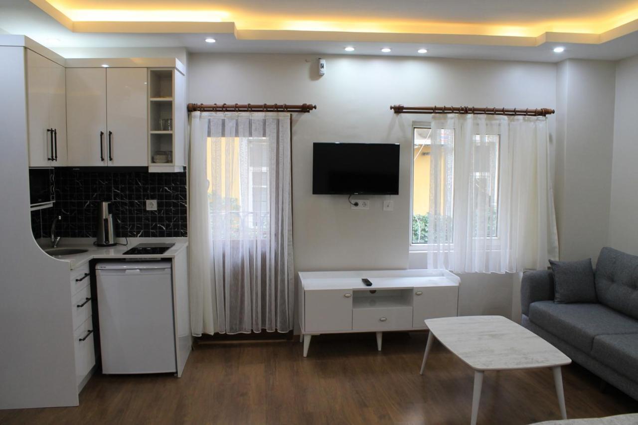 דירות איסטמבול Beyoglu Asmalimescit'Te Mobilyali Balkonlu Daire מראה חיצוני תמונה